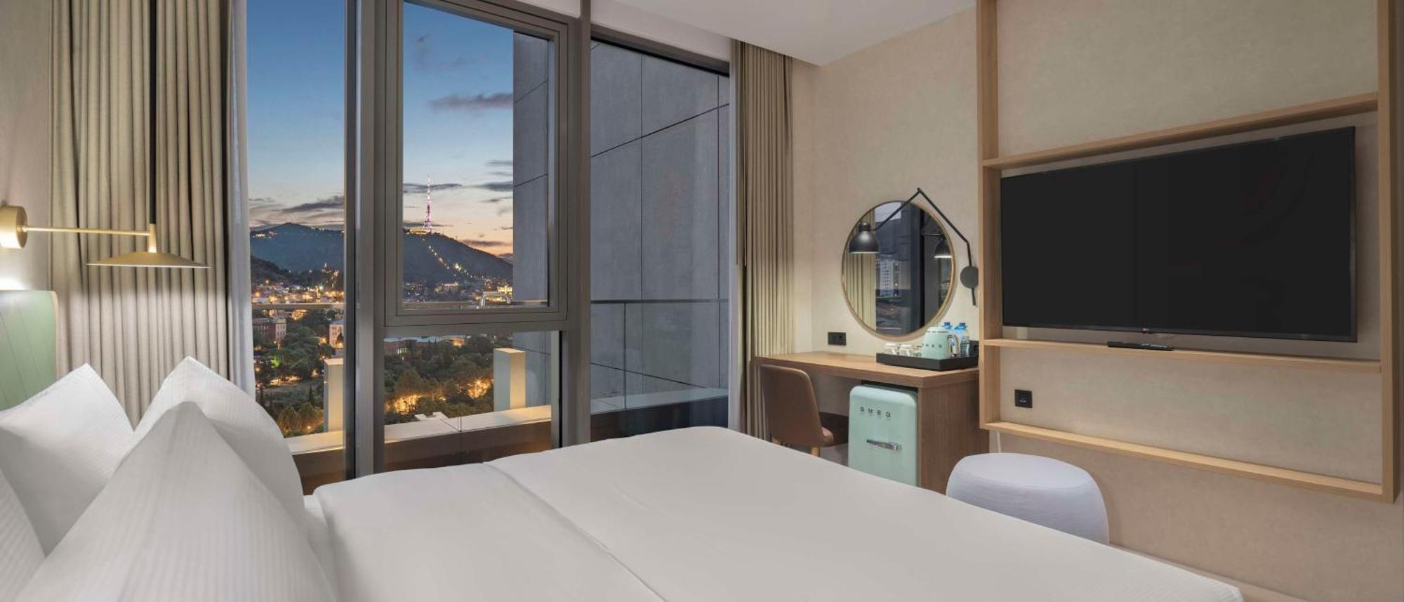 Hilton Garden Inn Tbilisi Riverview Exterior foto