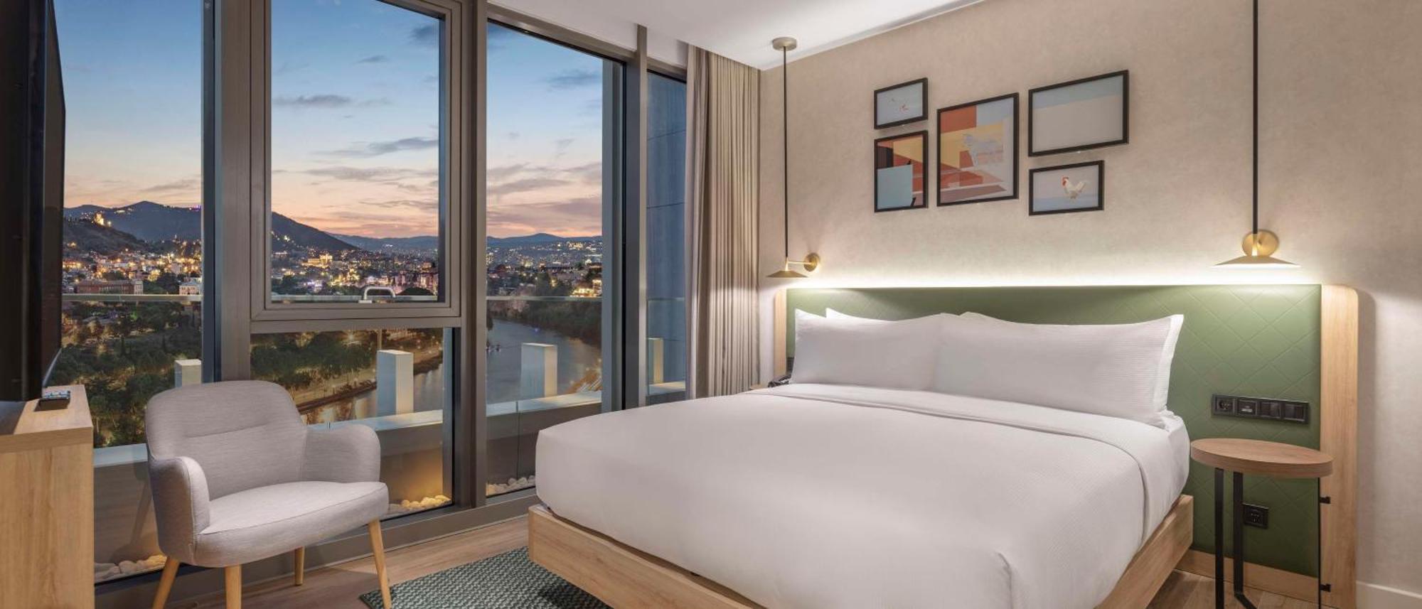 Hilton Garden Inn Tbilisi Riverview Exterior foto